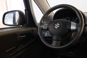 Внедорожник Suzuki SX4 2010 года, 1089000 рублей, Омск