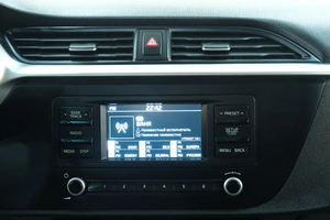 Хетчбэк Kia Rio X 2021 года, 1449000 рублей, Омск