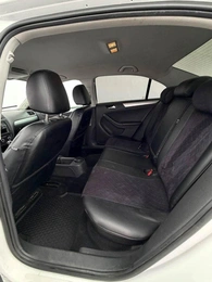 Седан Volkswagen Jetta 2013 года, 857000 рублей, Орёл