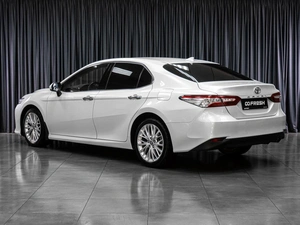 Седан Toyota Camry 2021 года, 3049000 рублей, Тюмень