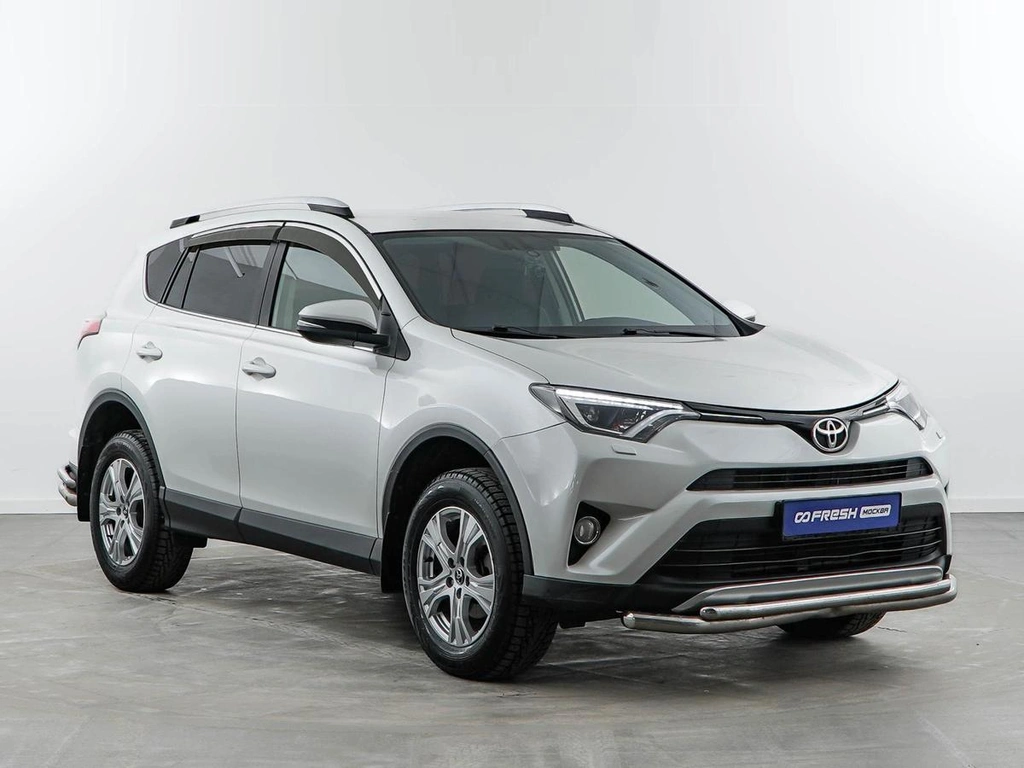 Внедорожник Toyota RAV4 2015 года, 2193055 рублей, Москва