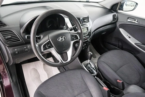 Седан Hyundai Solaris 2012 года, 949000 рублей, Красноярск