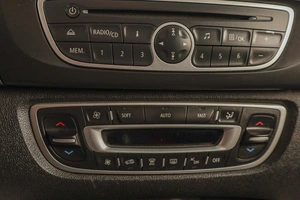 Минивэн Renault Scenic 2011 года, 669000 рублей, Челябинск