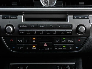 Седан Lexus ES 2013 года, 2099000 рублей, Кирилловка