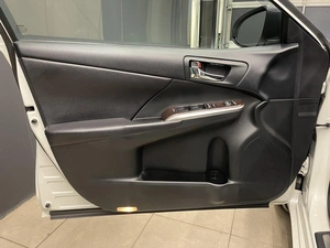 Седан Toyota Camry 2017 года, 2250000 рублей, Красноярск