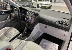 Внедорожник Volkswagen Tiguan Allspace 2017 года, 2597000 рублей, Красноярск