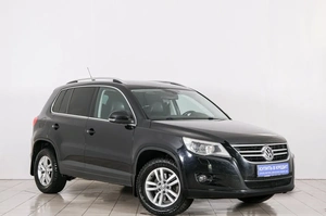 Внедорожник Volkswagen Tiguan 2011 года, 1389000 рублей, Красноярск
