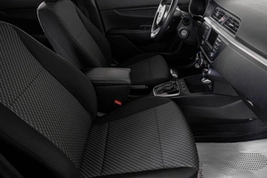 Хетчбэк Kia Rio X-Line 2018 года, 1349000 рублей, Кемерово