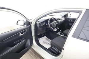 Седан Kia Rio 2017 года, 1400000 рублей, Обнинск