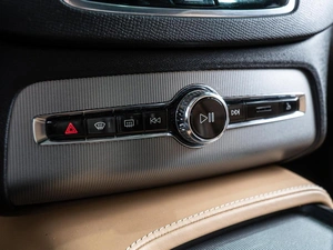 Внедорожник Volvo XC90 2015 года, 3099000 рублей, Волгоград