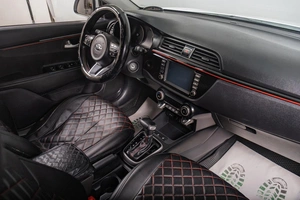 Хетчбэк Kia Rio X-Line 2020 года, 1299000 рублей, Томск