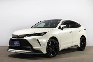Внедорожник Toyota Harrier 2022 года, 4799000 рублей, Новосибирск