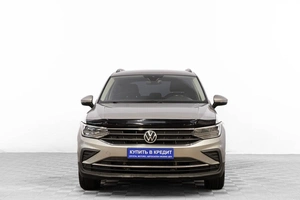 Внедорожник Volkswagen Tiguan 2021 года, 2499000 рублей, Барнаул