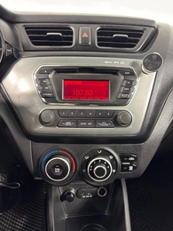 Седан Kia Rio 2014 года, 709900 рублей, Казань