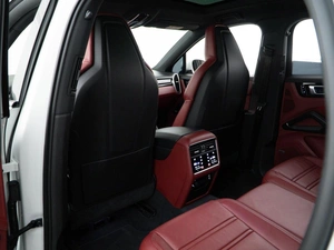 Внедорожник Porsche Cayenne Coupe 2021 года, 9969999 рублей, Москва