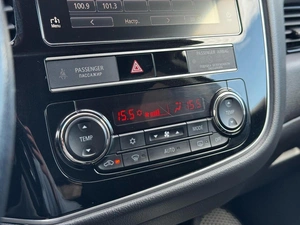 Внедорожник Mitsubishi Outlander 2019 года, 2199000 рублей, Ижевск