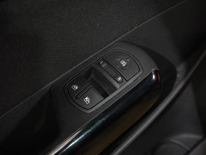 Хетчбэк Opel Corsa 2011 года, 579000 рублей, Воронеж