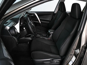 Внедорожник Toyota RAV4 2016 года, 2889000 рублей, Аксай