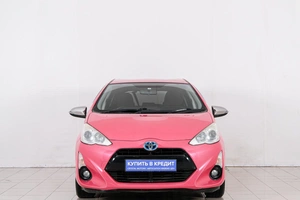 Хетчбэк Toyota Aqua 2015 года, 999000 рублей, Красноярск