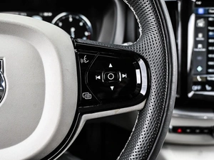 Внедорожник Volvo XC60 2018 года, 3669000 рублей, Кирилловка