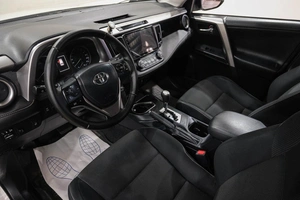 Внедорожник Toyota RAV4 2016 года, 2259000 рублей, Новокузнецк