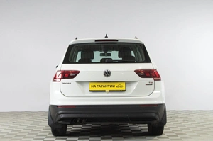 Внедорожник Volkswagen Tiguan 2017 года, 1879000 рублей, Челябинск