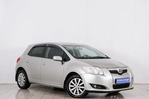 Хетчбэк Toyota Auris 2007 года, 689000 рублей, Красноярск