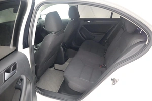 Седан Volkswagen Jetta 2012 года, 1090000 рублей, Орёл