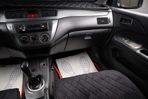 Седан Mitsubishi Lancer 2005 года, 289000 рублей, Оренбург