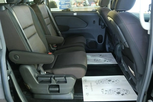 Минивэн Nissan Serena 2018 года, 1909000 рублей, Омск