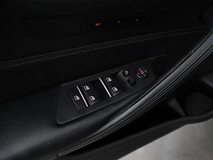Седан BMW 5 серия 2017 года, 3249077 рублей, Москва