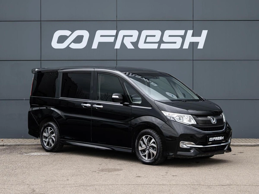 Минивэн Honda Stepwgn Spada 2015 года, 1900000 рублей, Краснодар