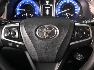 Седан Toyota Camry 2016 года, 1810000 рублей, Ростов-на-Дону