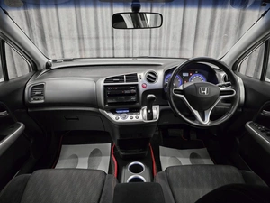 Минивэн Honda Stream 2010 года, 1199000 рублей, Красноярск