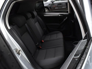 Хетчбэк Volkswagen Golf 2011 года, 1150000 рублей, Краснодар