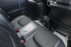 Седан Mazda 6 2010 года, 989000 рублей, Тюмень