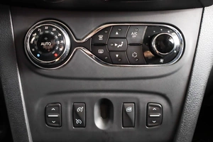 Хетчбэк Renault Sandero 2016 года, 729000 рублей, Пермь