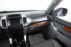 Внедорожник Toyota Land Cruiser Prado 2006 года, 2009000 рублей, Пермь