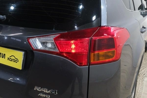 Внедорожник Toyota RAV4 2013 года, 2099000 рублей, Новокузнецк