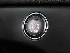 Внедорожник Kia Sportage 2020 года, 2199000 рублей, Воронеж