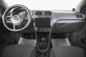 Седан Volkswagen Polo 2017 года, 949000 рублей, Кемерово