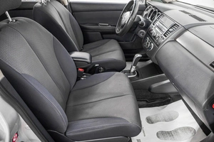 Хетчбэк Nissan Tiida 2008 года, 739000 рублей, Барнаул