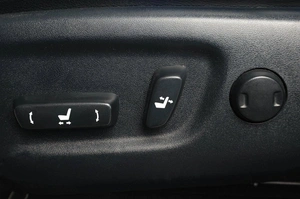 Внедорожник Toyota RAV4 2014 года, 2399000 рублей, Тюмень