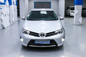Хетчбэк Toyota Auris 2013 года, 1248000 рублей, Солонцы