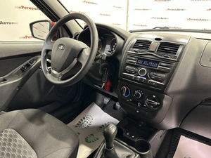 Седан ВАЗ (LADA) Granta 2022 года, 690000 рублей, Красноярск