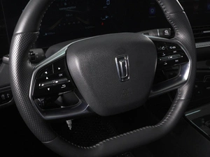 Лифтбек FAW Bestune B70 2023 года, 2359000 рублей, Красный Пахарь