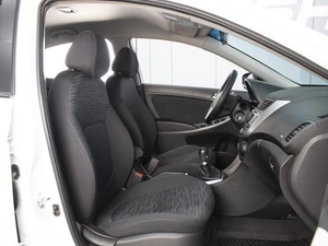 Седан Hyundai Solaris 2015 года, 1130000 рублей, Омск