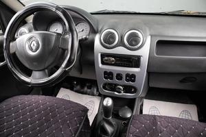Хетчбэк Renault Sandero 2011 года, 399000 рублей, Оренбург