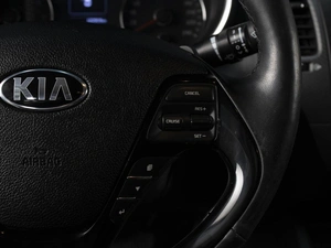 Седан Kia Cerato 2019 года, 1485000 рублей, Омск