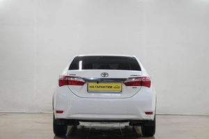 Седан Toyota Corolla 2013 года, 1099000 рублей, Новокузнецк